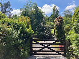 Entrance gate at Hill View