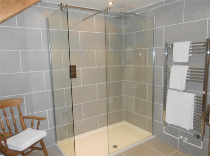 En-suite bathroom